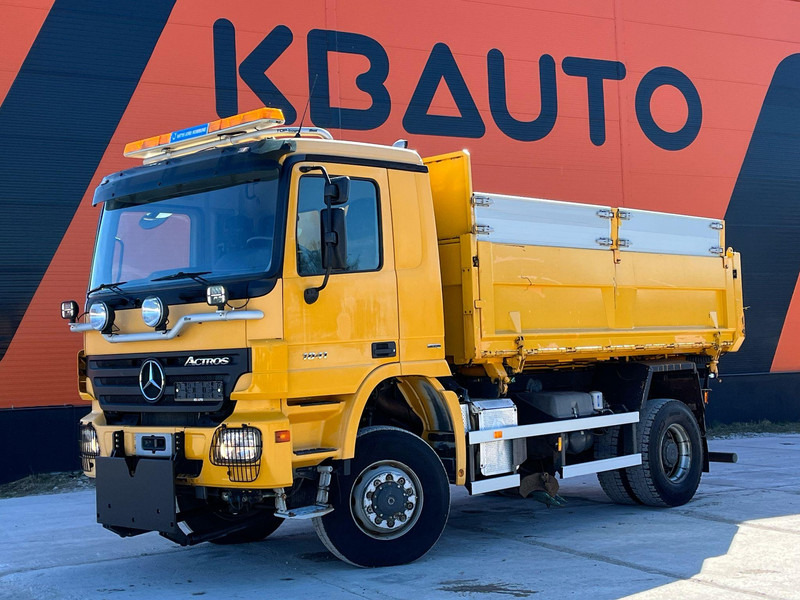 Mercedes-Benz Actros 1841 4x4 SNOW PLOW EQUIPMENT / UNDERBODY SCRAPER / BOX L=4495 mm - Xe ben: hình 1 Mercedes-Benz Actros 1841 4x4 SNOW PLOW EQUIPMENT / UNDERBODY SCRAPER / BOX L=4495 mm - Xe ben: hình 1