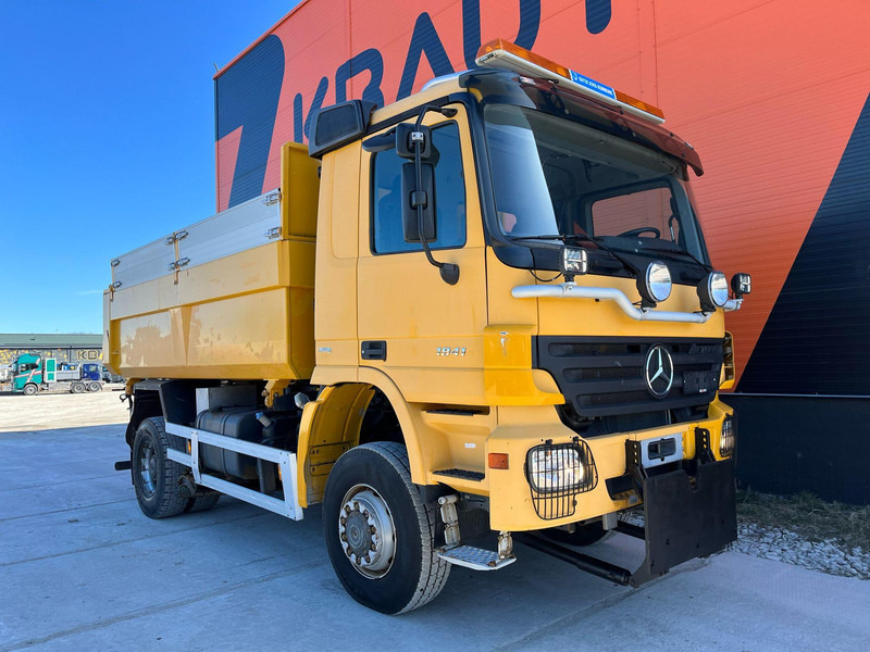 Mercedes-Benz Actros 1841 4x4 SNOW PLOW EQUIPMENT / UNDERBODY SCRAPER / BOX L=4495 mm - Xe ben: hình 4 Mercedes-Benz Actros 1841 4x4 SNOW PLOW EQUIPMENT / UNDERBODY SCRAPER / BOX L=4495 mm - Xe ben: hình 4