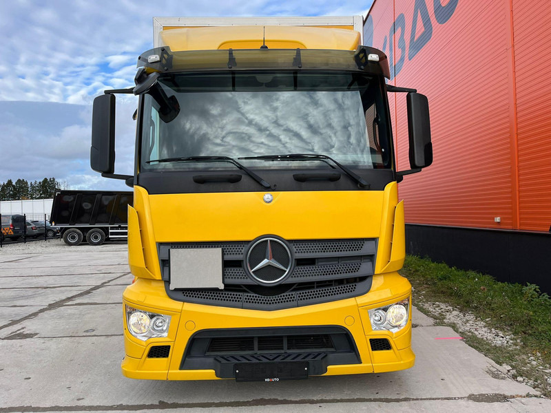 Mercedes-Benz Antos 1827 4x2 BOX L=7536 mm - Xe tải hộp: hình 3 Mercedes-Benz Antos 1827 4x2 BOX L=7536 mm - Xe tải hộp: hình 3