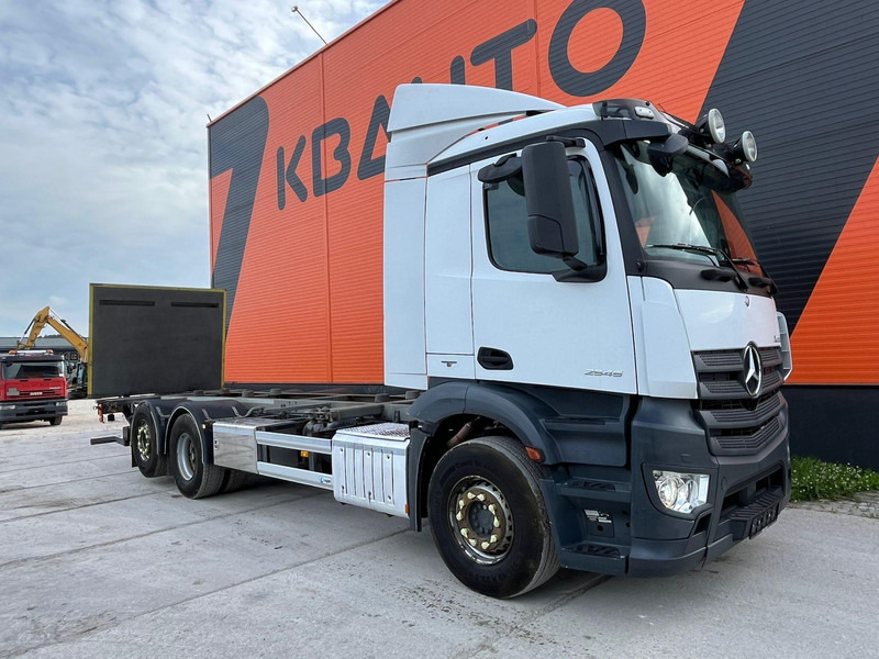 Mercedes-Benz Antos 2545 6x2*4 RETARDER / CHASSIS L=7826 mm - Xe tải khung gầm: hình 3 Mercedes-Benz Antos 2545 6x2*4 RETARDER / CHASSIS L=7826 mm - Xe tải khung gầm: hình 3