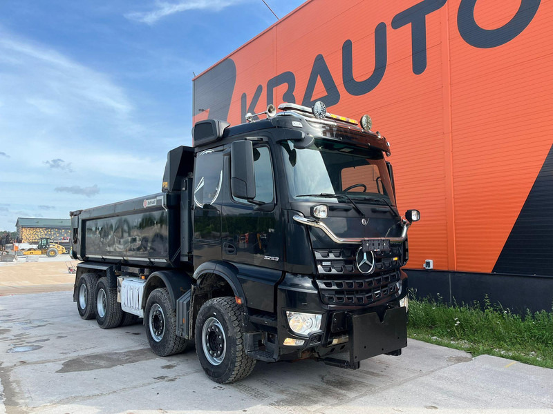 Mercedes-Benz Arocs 3253 8x4 RETARDER / SNOW PLOW EQUIPMENT - Xe ben: hình 4 Mercedes-Benz Arocs 3253 8x4 RETARDER / SNOW PLOW EQUIPMENT - Xe ben: hình 4