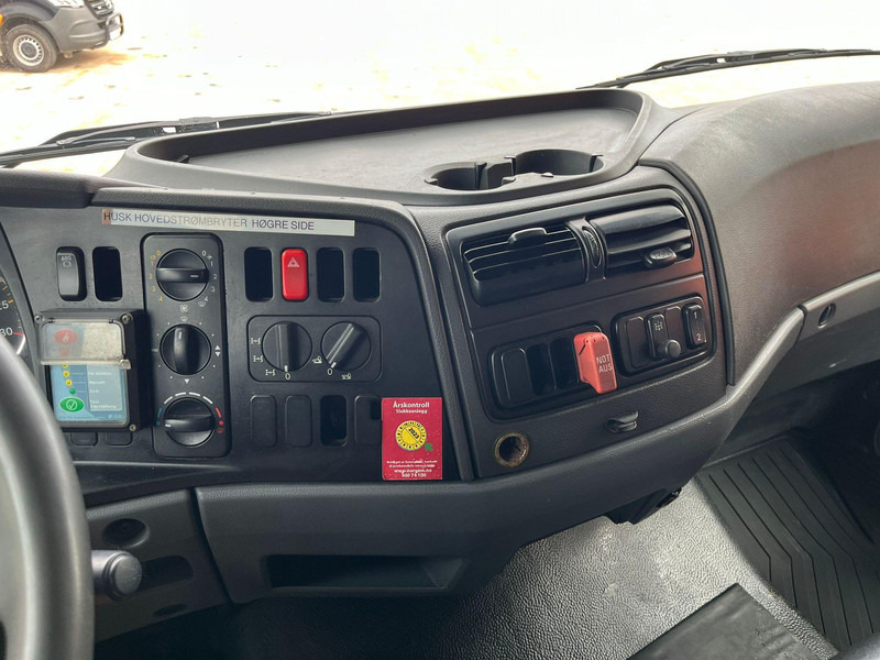 Cho thuê Mercedes-Benz Atego 1018 4x4 ONLY 32281 km ! / FULL STEEL / DRUM BRAKES Mercedes-Benz Atego 1018 4x4 ONLY 32281 km ! / FULL STEEL / DRUM BRAKES: hình 18
