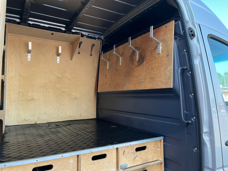 Xe van chở hàng Mercedes-Benz Sprinter 519 CDI: hình 14