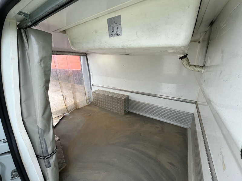 Xe van đông lạnh Mercedes-Benz Vito 116 CDI NEOS 100: hình 17 Xe van đông lạnh Mercedes-Benz Vito 116 CDI NEOS 100: hình 17