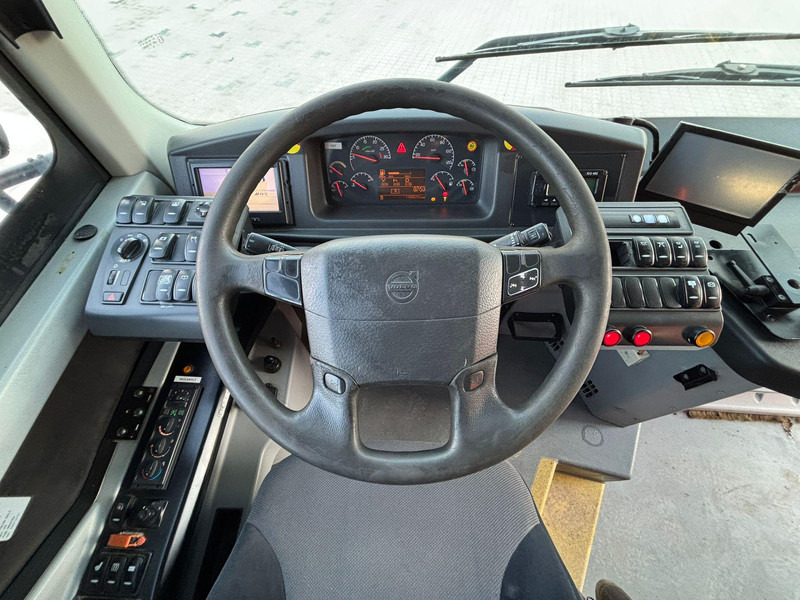 Xe bus đô thị Volvo B7RLE 8900 48 SEATS + 28 STANDING / AC / AUXILIARY HEATER: hình 10 Xe bus đô thị Volvo B7RLE 8900 48 SEATS + 28 STANDING / AC / AUXILIARY HEATER: hình 10