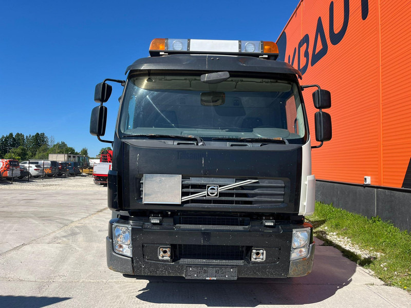 Volvo FE 280 4x2 PK12002 / PLATFORM L=7094 mm - Xe tải thùng lửng/ Phẳng, Xe cẩu tự hành: hình 3 Volvo FE 280 4x2 PK12002 / PLATFORM L=7094 mm - Xe tải thùng lửng/ Phẳng, Xe cẩu tự hành: hình 3