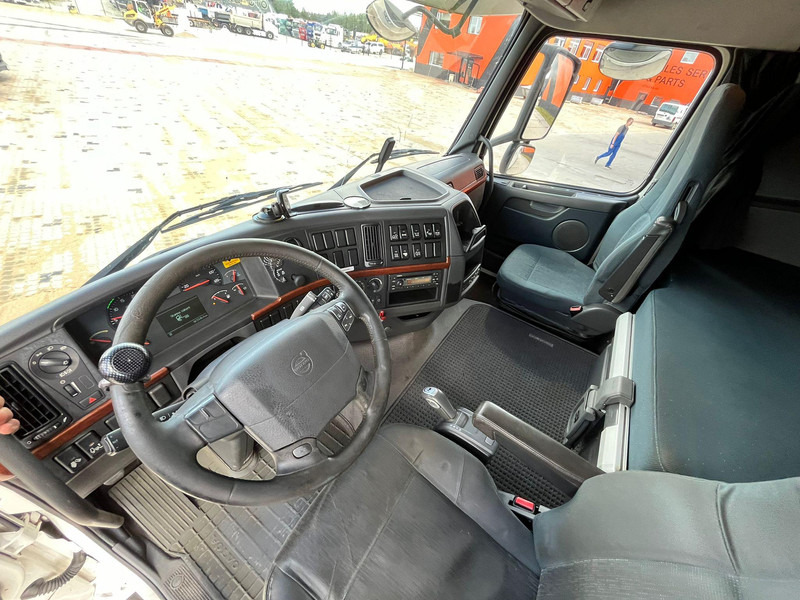 Xe tải hộp Volvo FH 400 6x2 BOX L=7400: hình 19