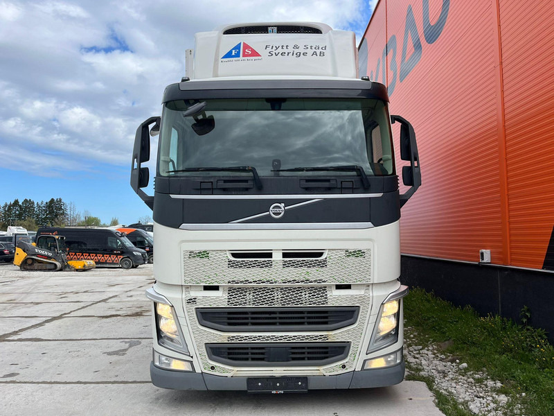 Volvo FH 460 6x2*4 FOR SALE AS CHASSIS / CHASSIS L=7400 mm - Xe tải khung gầm: hình 3 Volvo FH 460 6x2*4 FOR SALE AS CHASSIS / CHASSIS L=7400 mm - Xe tải khung gầm: hình 3