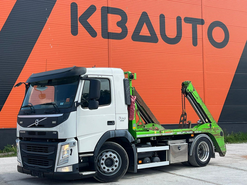 Volvo FM 330 4x2 JOAB TL 8 AO C - Xe tải chở thùng nhỏ: hình 1 Volvo FM 330 4x2 JOAB TL 8 AO C - Xe tải chở thùng nhỏ: hình 1