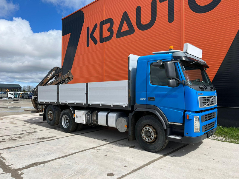 Volvo FM 9 300 6x2*4 HIAB 085D-3 / PLATFORM L=6320 mm - Xe tải thùng lửng/ Phẳng, Xe cẩu tự hành: hình 4 Volvo FM 9 300 6x2*4 HIAB 085D-3 / PLATFORM L=6320 mm - Xe tải thùng lửng/ Phẳng, Xe cẩu tự hành: hình 4
