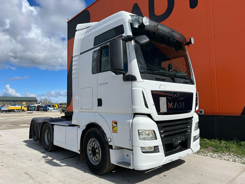 MAN TGX 28.500 6x2 XXL / HYDRAULICS / INTARDER / DOUBLE BOGIE - Xe đầu kéo: hình 4 MAN TGX 28.500 6x2 XXL / HYDRAULICS / INTARDER / DOUBLE BOGIE - Xe đầu kéo: hình 4