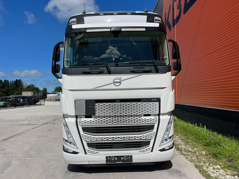 Volvo FH 500 6x2 GLOBE XL / RETARDER / DOUBLE BOGIE - Xe đầu kéo: hình 2 Volvo FH 500 6x2 GLOBE XL / RETARDER / DOUBLE BOGIE - Xe đầu kéo: hình 2