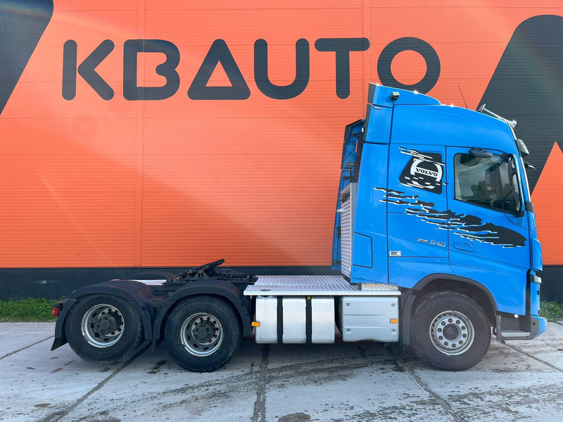 Volvo FH 540 6x4 GCW 80 ton / HYDRAULICS / RETARDER / BIG AXLES / TANDEM AXLE LIFT - Xe đầu kéo: hình 4 Volvo FH 540 6x4 GCW 80 ton / HYDRAULICS / RETARDER / BIG AXLES / TANDEM AXLE LIFT - Xe đầu kéo: hình 4