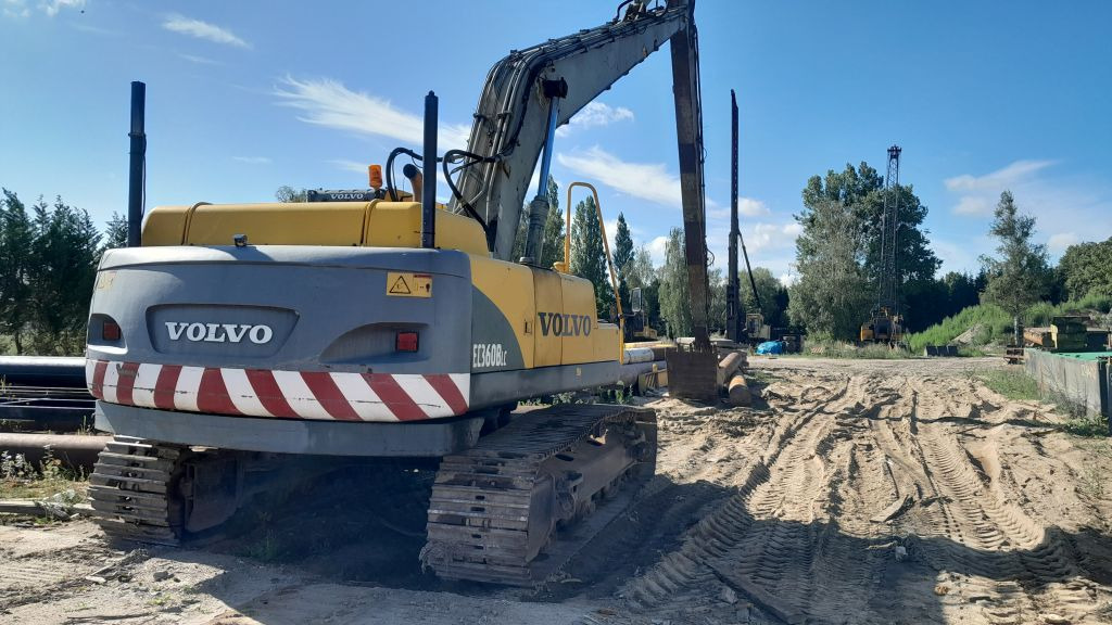 VOLVO Volvo EC360 - zasięg 21 m / dodatkowe ramię w zestawie - Máy xúc bánh xích: hình 2 VOLVO Volvo EC360 - zasięg 21 m / dodatkowe ramię w zestawie - Máy xúc bánh xích: hình 2