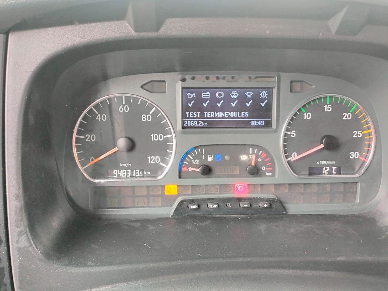 Xe tải đẳng nhiệt Mercedes-Benz ATEGO 1329: hình 12