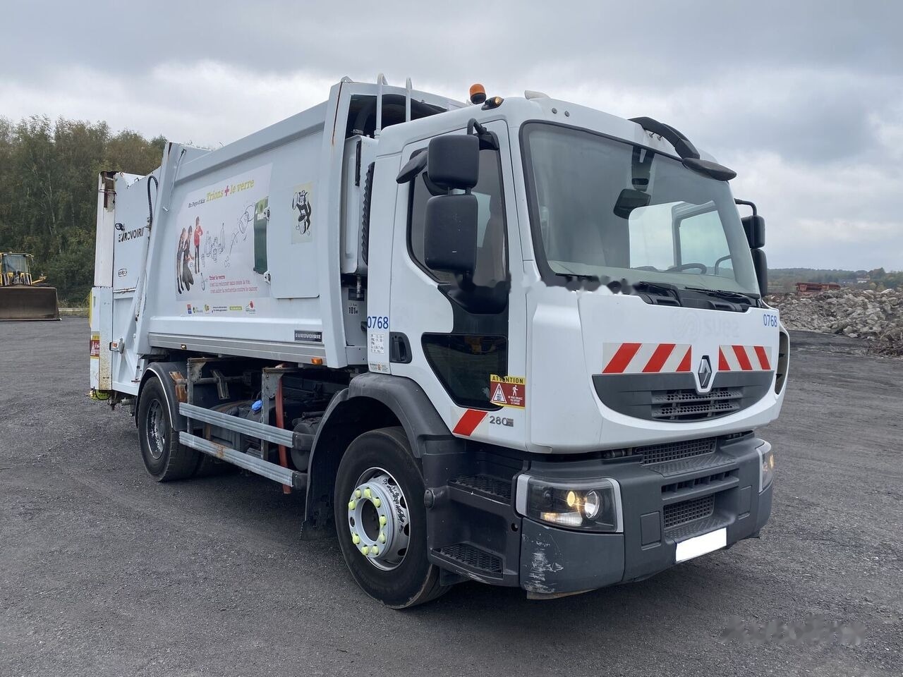Renault DXI 280 - Xe tải chở rác: hình 1 Renault DXI 280 - Xe tải chở rác: hình 1