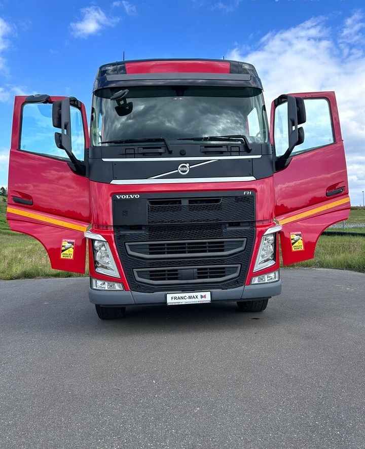 Volvo FH 500 - Xe đầu kéo: hình 5 Volvo FH 500 - Xe đầu kéo: hình 5