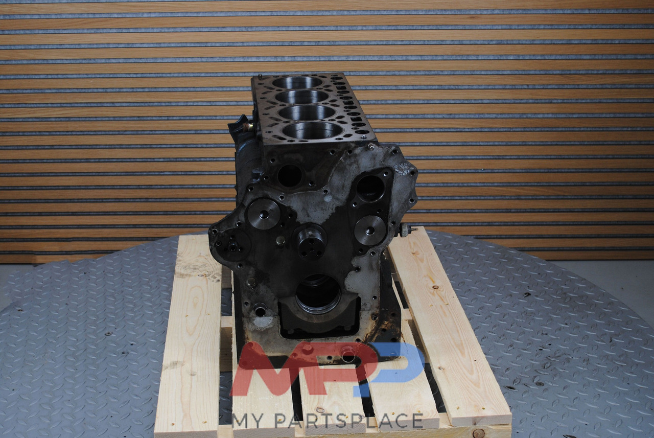 Kubota Blok Kubota V3300 - Khối xi lanh cho Máy móc xây dựng: hình 3 Kubota Blok Kubota V3300 - Khối xi lanh cho Máy móc xây dựng: hình 3