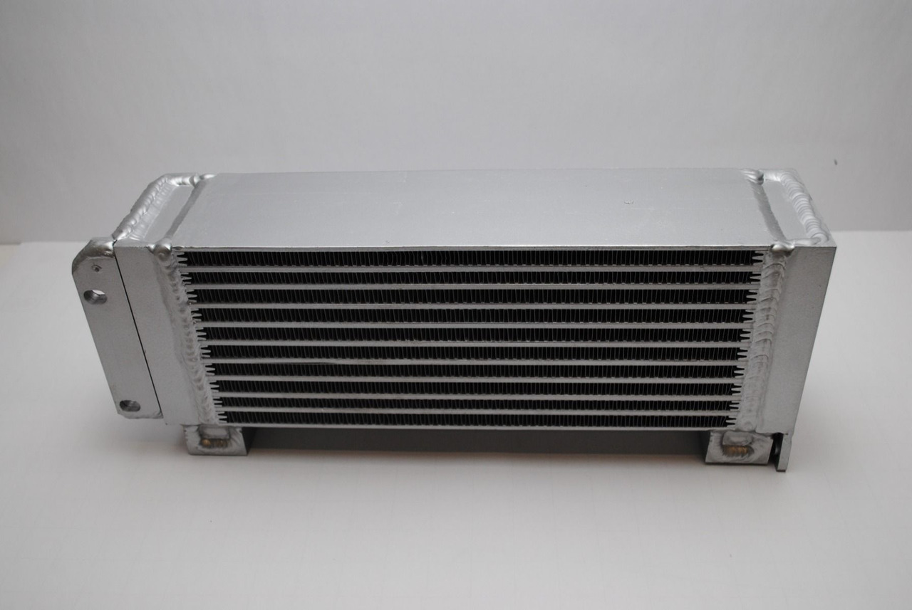 Oliekoeler 04102800 / 04281090 voor Deutz BF4L2011, D2011 L04 I, TD2011 - Bộ làm mát dầu cho Máy móc xây dựng: hình 1 Oliekoeler 04102800 / 04281090 voor Deutz BF4L2011, D2011 L04 I, TD2011 - Bộ làm mát dầu cho Máy móc xây dựng: hình 1