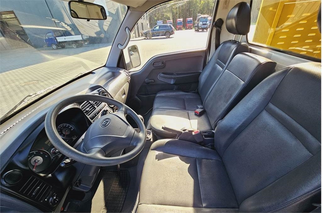 Isuzu Kia on categories B COMBI WUKO FOR DUCT CLEANING 2 - Xe tải chân không: hình 2 Isuzu Kia on categories B COMBI WUKO FOR DUCT CLEANING 2 - Xe tải chân không: hình 2