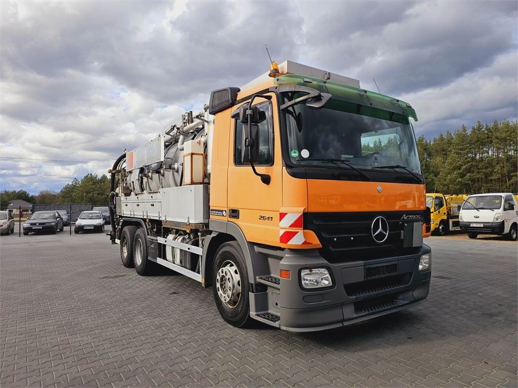 Mercedes-Benz WUKO KROLL COMBI FOR SEWER CLEANING - Xe tải chân không: hình 2 Mercedes-Benz WUKO KROLL COMBI FOR SEWER CLEANING - Xe tải chân không: hình 2