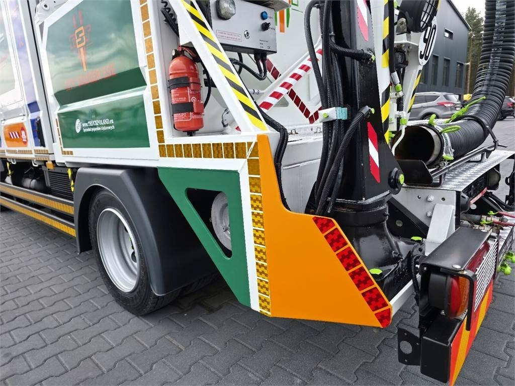 Xe tải chân không Mitsubishi CANTER odkurzacz koparka ssąca Saugbagger CITY SAU: hình 15