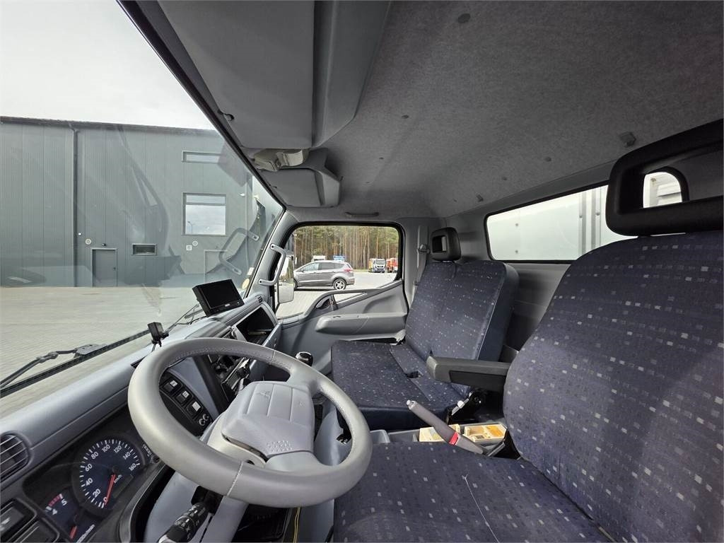 Xe tải chân không Mitsubishi CANTER odkurzacz koparka ssąca Saugbagger CITY SAU: hình 36