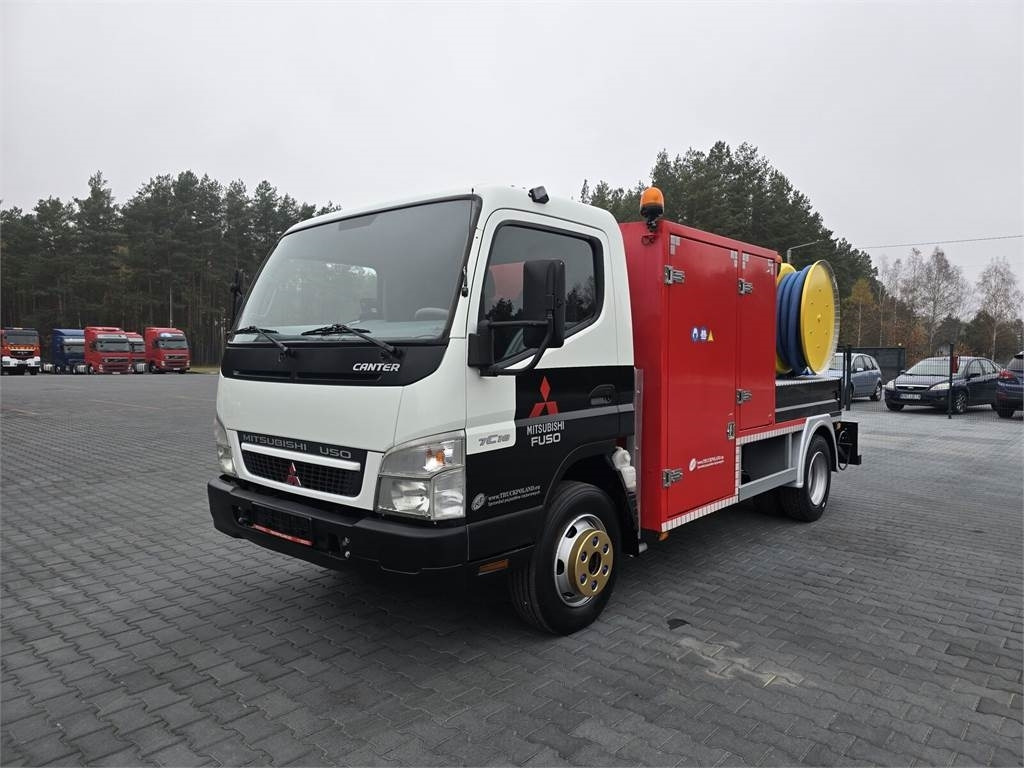 Mitsubishi RIONED COMBI WUKO FOR CLEANING SEWAGE - Xe tải chân không: hình 3 Mitsubishi RIONED COMBI WUKO FOR CLEANING SEWAGE - Xe tải chân không: hình 3