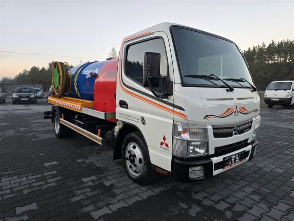 Mitsubishi ROM KOKS SMART COMBI WUKO HOT WATER FOR CLEANING S - Xe tải chân không: hình 2 Mitsubishi ROM KOKS SMART COMBI WUKO HOT WATER FOR CLEANING S - Xe tải chân không: hình 2