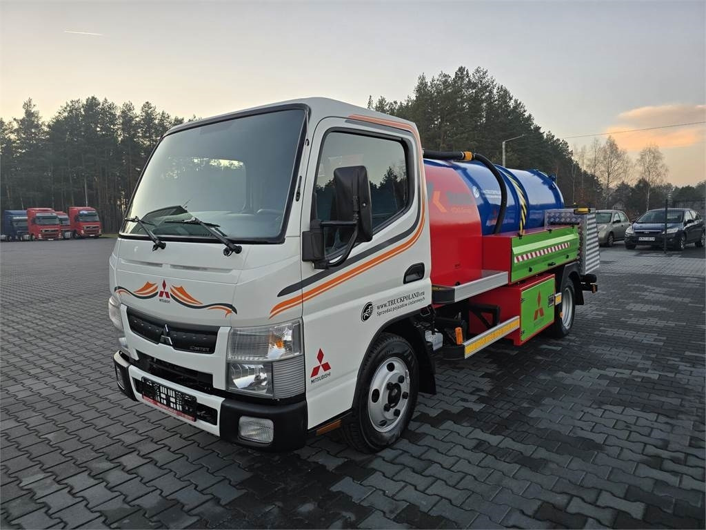 Mitsubishi ROM SMART COMBI WUKO HOT WATER FOR CLEANING SEWAGE - Xe tải chân không: hình 3 Mitsubishi ROM SMART COMBI WUKO HOT WATER FOR CLEANING SEWAGE - Xe tải chân không: hình 3