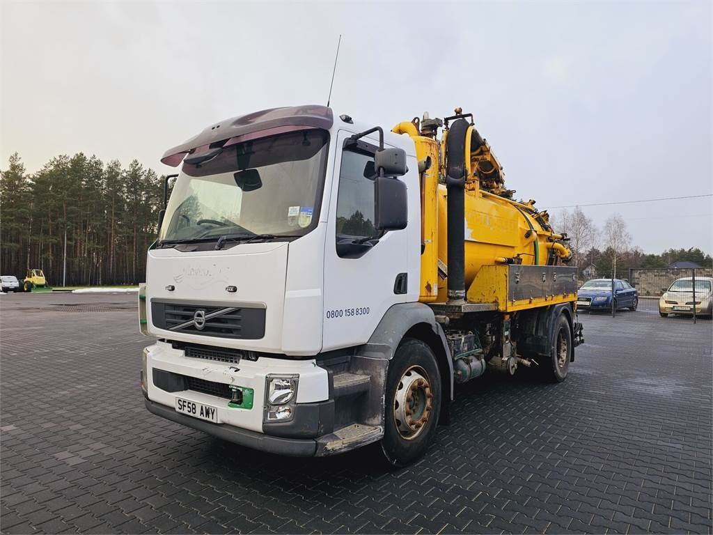 Volvo FULLER TANKERS 2008 WUKO for collecting liquid was - Xe tải chân không: hình 3 Volvo FULLER TANKERS 2008 WUKO for collecting liquid was - Xe tải chân không: hình 3