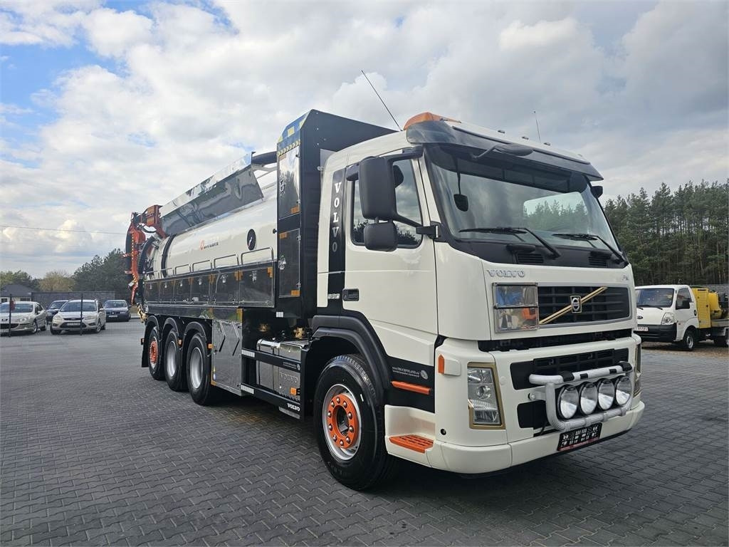 Volvo WUKO ADR ROLBA FOR CLEANING CHANNELS COMBI - Xe tải chân không: hình 3 Volvo WUKO ADR ROLBA FOR CLEANING CHANNELS COMBI - Xe tải chân không: hình 3