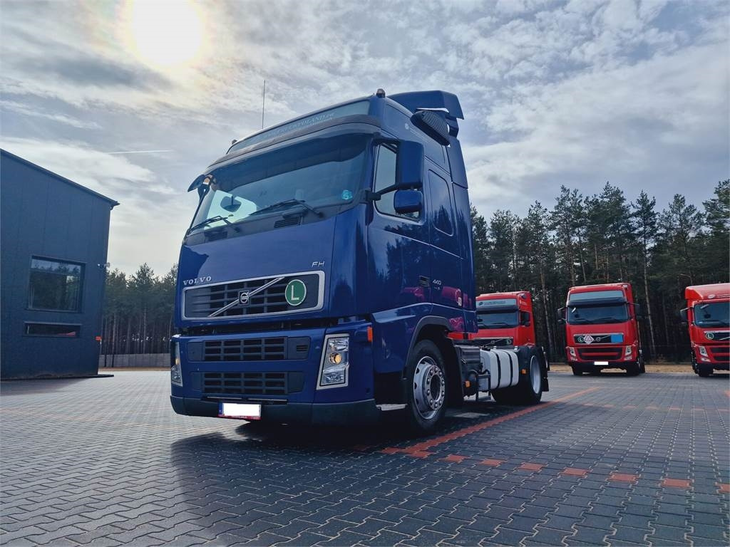 Volvo FH 13 440 - Xe đầu kéo: hình 1 Volvo FH 13 440 - Xe đầu kéo: hình 1