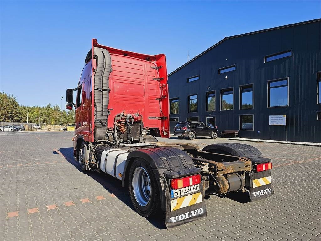 Volvo FH13 XXL MANUAL 420 EURO 5 2011 r MEGA LOW DECK - Xe đầu kéo: hình 4 Volvo FH13 XXL MANUAL 420 EURO 5 2011 r MEGA LOW DECK - Xe đầu kéo: hình 4