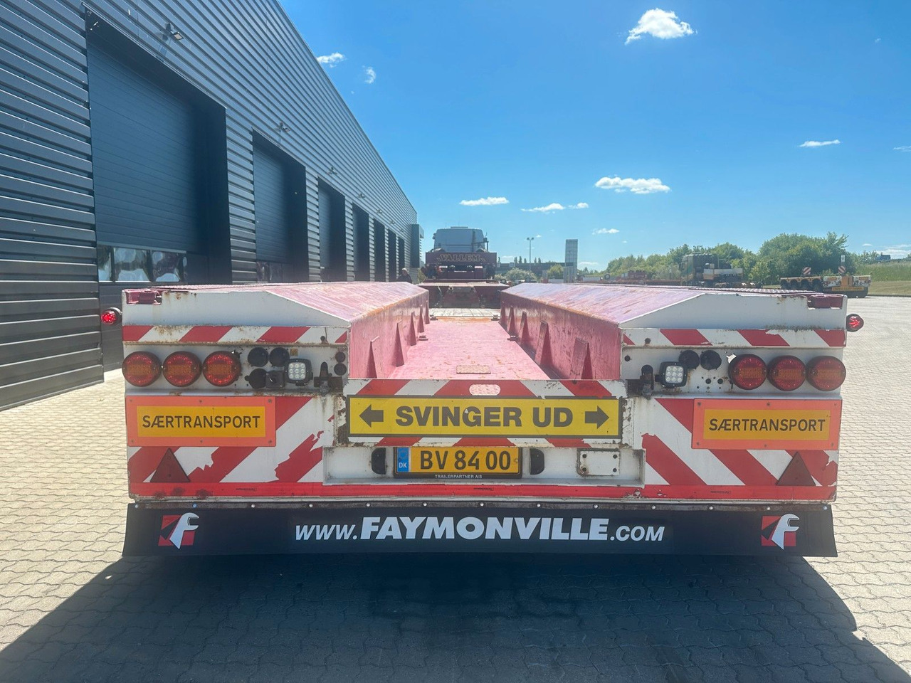 Sơ mi rơ moóc thùng thấp Faymonville 3+5 Variomax Tiefbett Faymonville 3+5 Variomax Tiefbett: hình 14 Sơ mi rơ moóc thùng thấp Faymonville 3+5 Variomax Tiefbett Faymonville 3+5 Variomax Tiefbett: hình 14