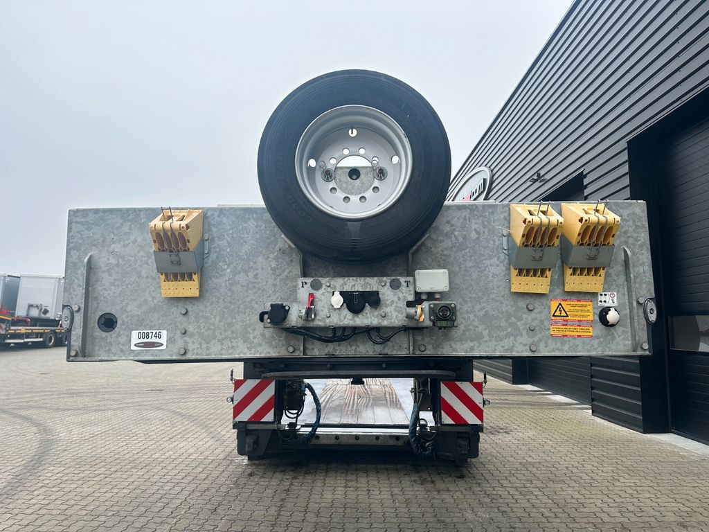 Faymonville Maxtrailer 3 achs. tiefbett / Pendelachsen Faymonville Maxtrailer 3 achs. tiefbett / Pendelachsen - Sơ mi rơ moóc thùng thấp: hình 4 Faymonville Maxtrailer 3 achs. tiefbett / Pendelachsen Faymonville Maxtrailer 3 achs. tiefbett / Pendelachsen - Sơ mi rơ moóc thùng thấp: hình 4