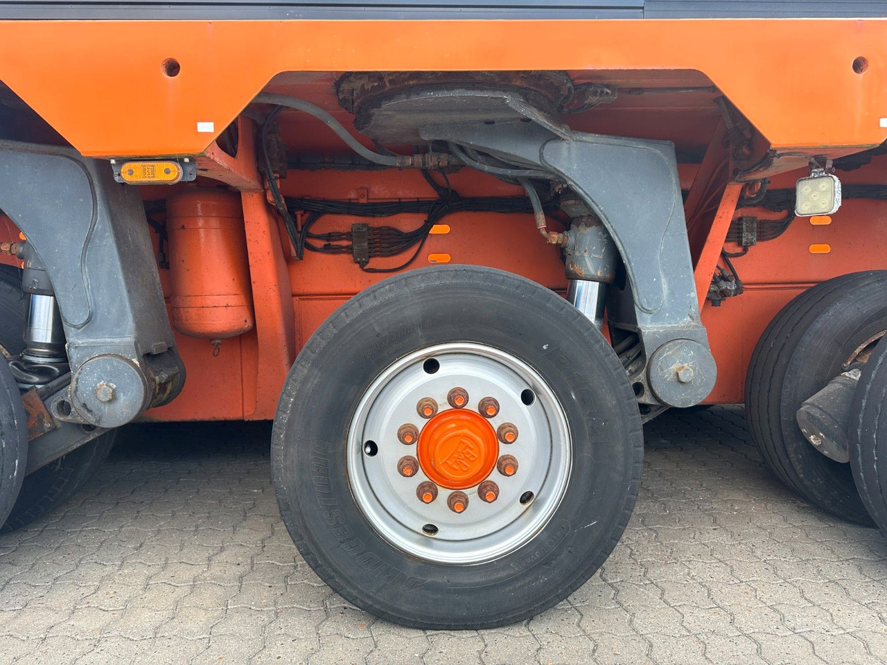 Goldhofer THP 3+5 XLE - Sơ mi rơ moóc thùng thấp: hình 5 Goldhofer THP 3+5 XLE - Sơ mi rơ moóc thùng thấp: hình 5