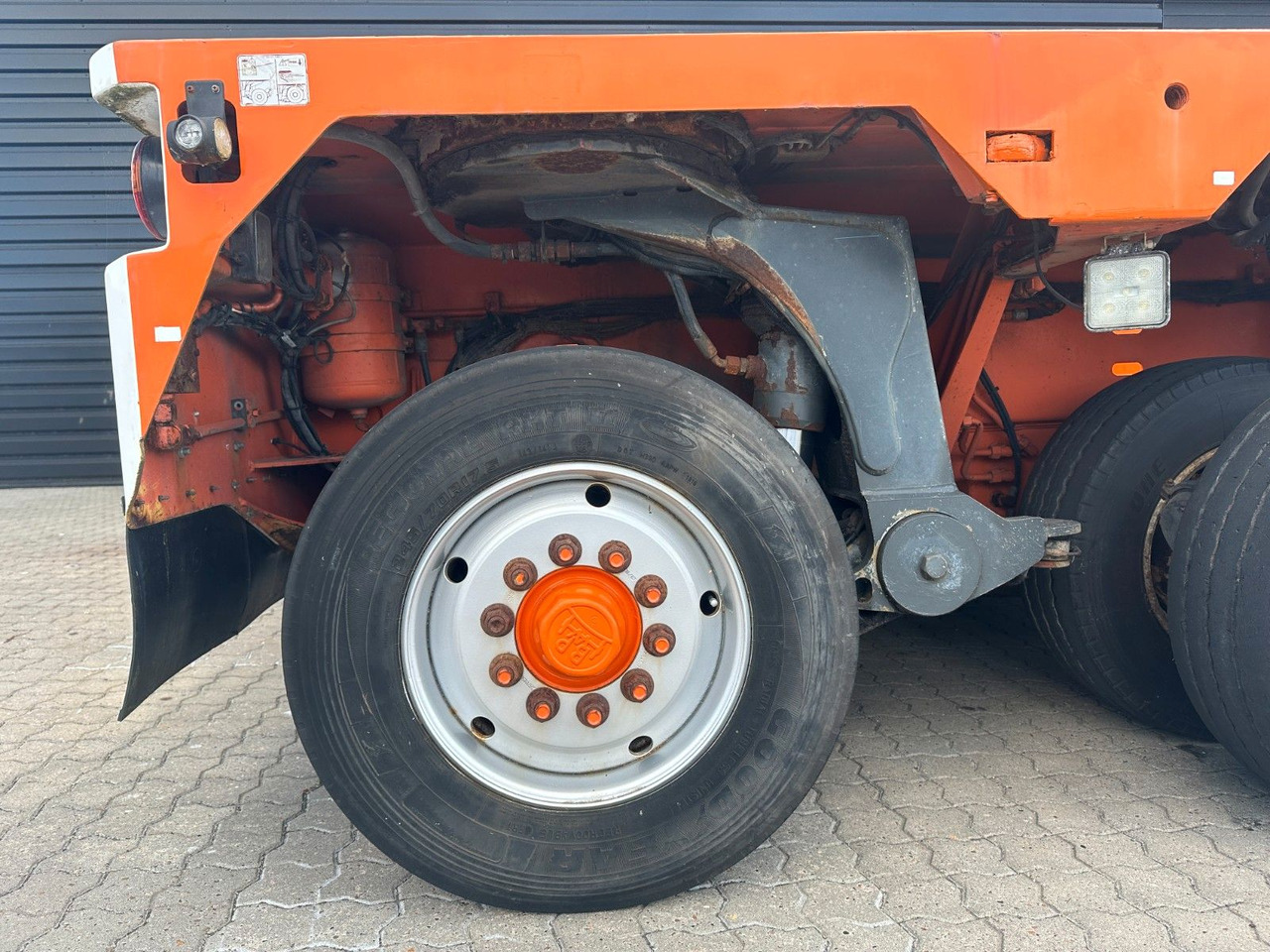 Goldhofer THP 3+5 XLE - Sơ mi rơ moóc thùng thấp: hình 3 Goldhofer THP 3+5 XLE - Sơ mi rơ moóc thùng thấp: hình 3