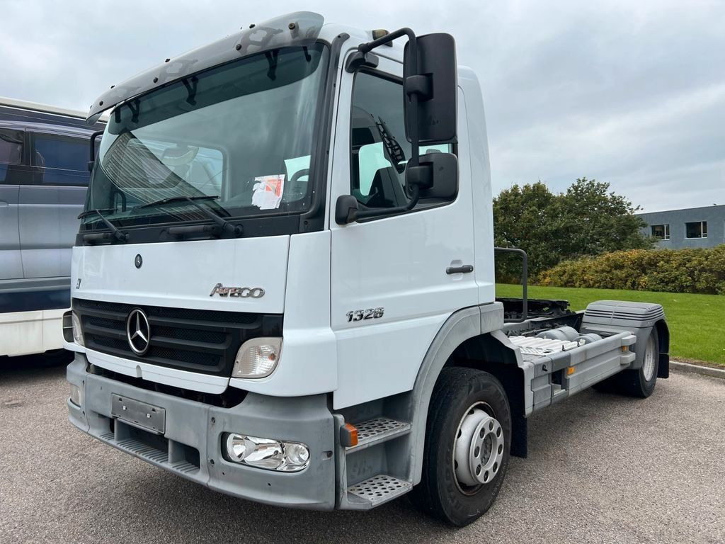 Mercedes-Benz Atego 1328 LS 4x2 + Diagnose Auflieger - Xe đầu kéo: hình 3 Mercedes-Benz Atego 1328 LS 4x2 + Diagnose Auflieger - Xe đầu kéo: hình 3