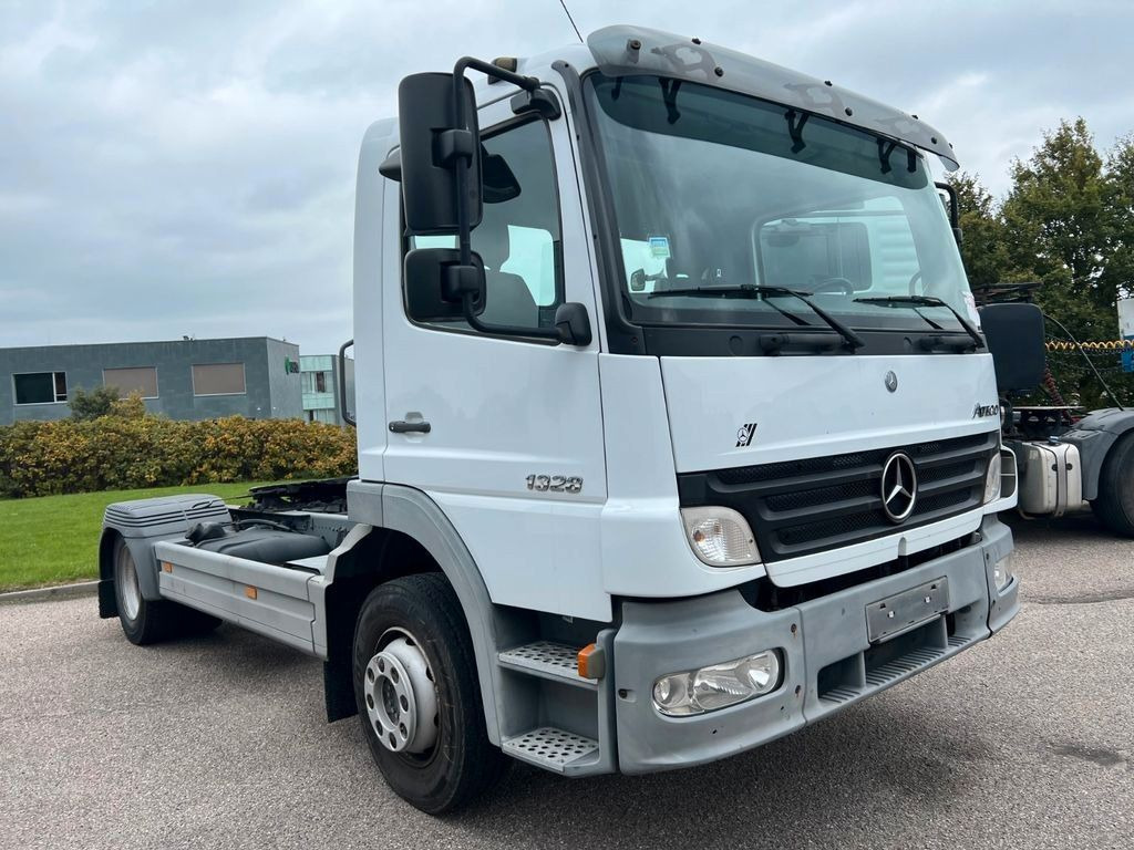 Mercedes-Benz Atego 1328 LS 4x2 + Diagnose Auflieger Mercedes-Benz Atego 1328 LS 4x2 + Diagnose Auflieger - Xe đầu kéo: hình 4 Mercedes-Benz Atego 1328 LS 4x2 + Diagnose Auflieger Mercedes-Benz Atego 1328 LS 4x2 + Diagnose Auflieger - Xe đầu kéo: hình 4