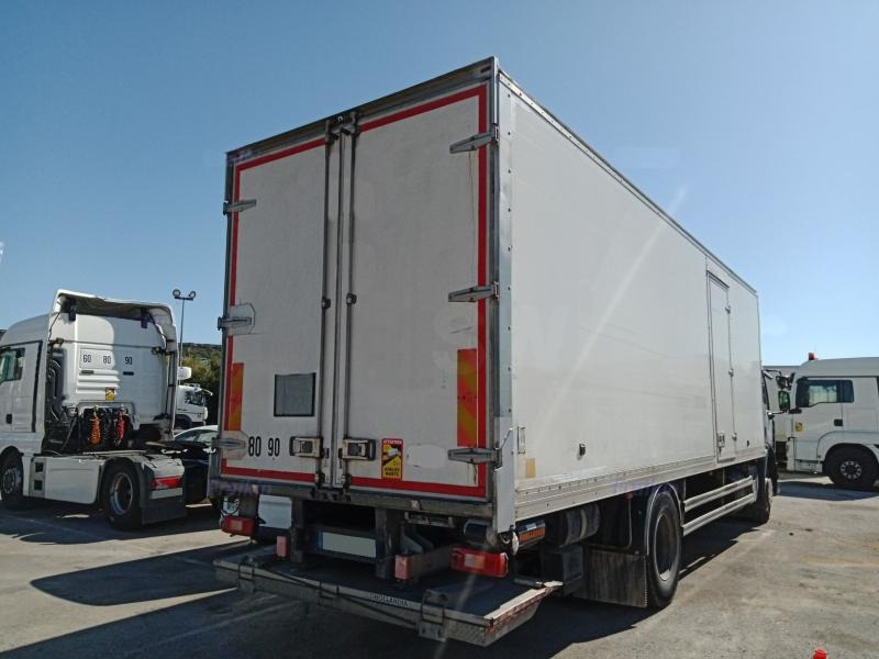 Renault D-Series 19 Wide 320 - Xe tải hộp: hình 2 Renault D-Series 19 Wide 320 - Xe tải hộp: hình 2