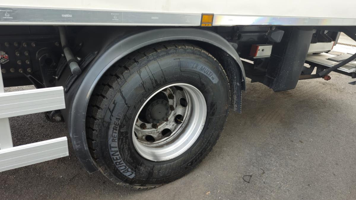 Renault D WIDE - Xe tải đông lạnh: hình 3 Renault D WIDE - Xe tải đông lạnh: hình 3