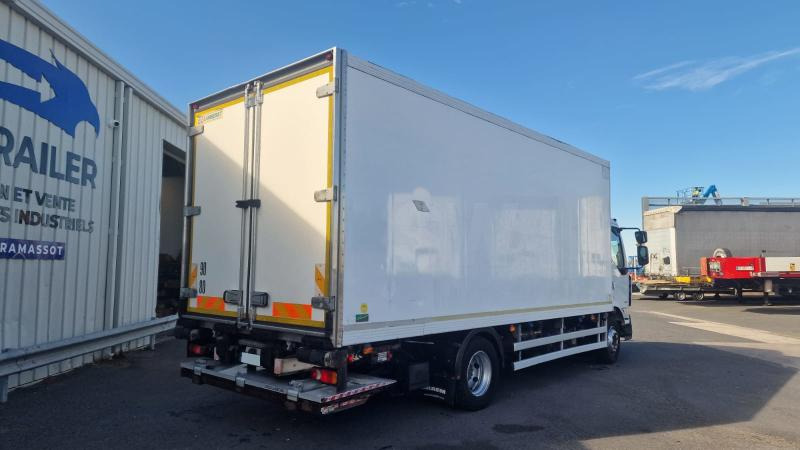 Renault Midlum 220 DXI - Xe tải đông lạnh: hình 4 Renault Midlum 220 DXI - Xe tải đông lạnh: hình 4