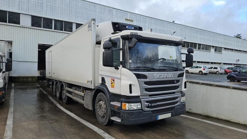 Scania P 370 - Xe tải đông lạnh: hình 1 Scania P 370 - Xe tải đông lạnh: hình 1