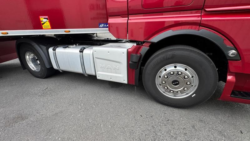 MAN TGX 640 - Xe đầu kéo: hình 5 MAN TGX 640 - Xe đầu kéo: hình 5