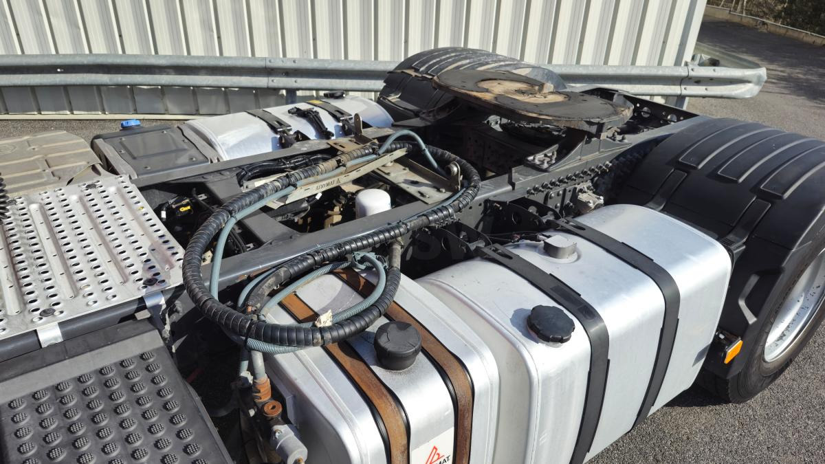 Xe đầu kéo Volvo FH 460 Hydraulique (Location / Rent): hình 6 Xe đầu kéo Volvo FH 460 Hydraulique (Location / Rent): hình 6