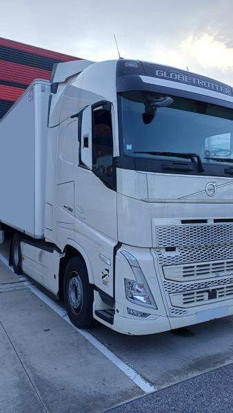 Volvo FH 500 - Xe đầu kéo: hình 3 Volvo FH 500 - Xe đầu kéo: hình 3