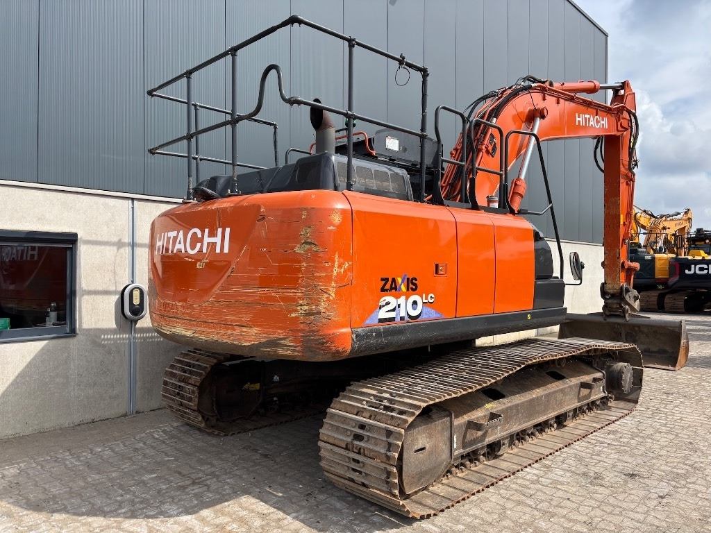 Hitachi ZX 210 LC-6 - Máy xúc bánh xích: hình 5 Hitachi ZX 210 LC-6 - Máy xúc bánh xích: hình 5