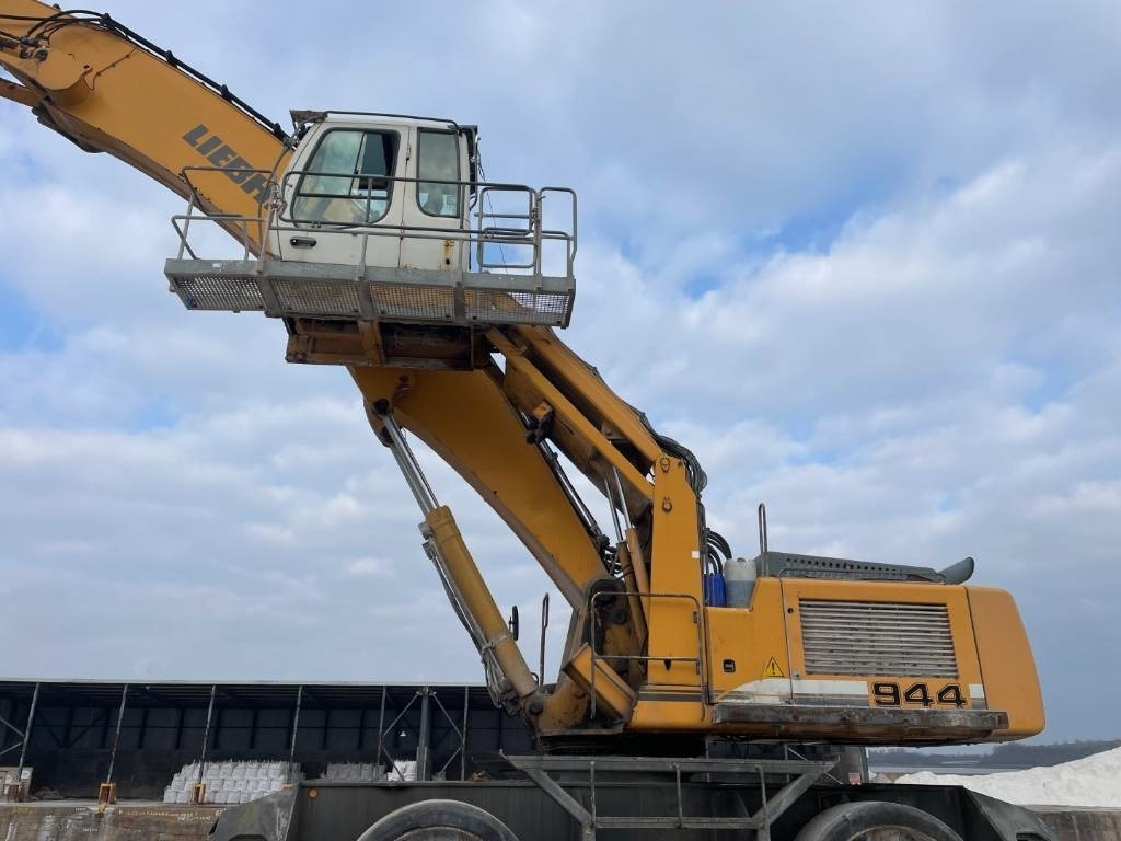 Liebherr A 944 C HD - Máy cạp rác/ Công nghiệp: hình 4 Liebherr A 944 C HD - Máy cạp rác/ Công nghiệp: hình 4