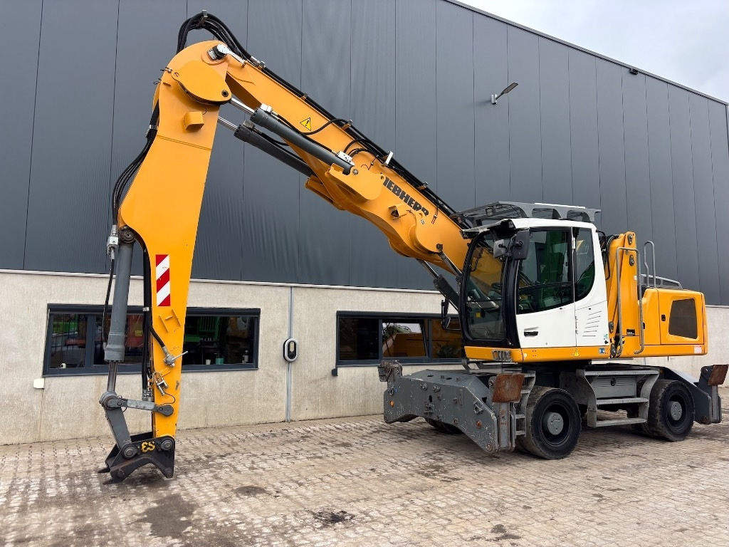 Liebherr LH 24 M - LH 24 - LH 22 / LH 26 - Máy cạp rác/ Công nghiệp: hình 4 Liebherr LH 24 M - LH 24 - LH 22 / LH 26 - Máy cạp rác/ Công nghiệp: hình 4